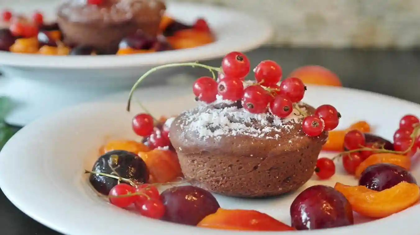 家长和孩子一起轻松学英语：用优美动听的歌曲练听力记单词