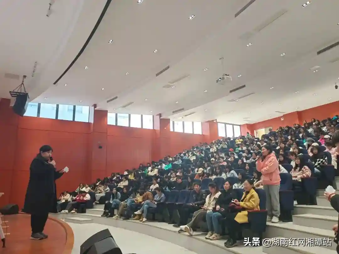 湘潭理工学院：拒绝“哑巴英语”，600余名学生参加“英语角”活动