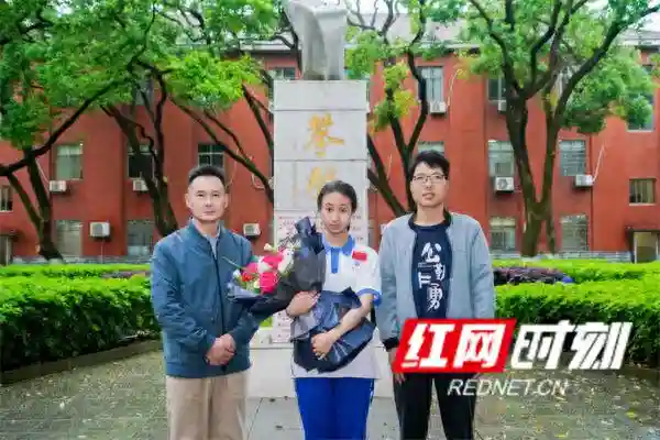 小学数学曾考过60多分的她 在数学竞赛道路上一路“狂飙”为国争光