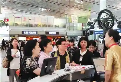 市人大专题调研外语标识使用管理