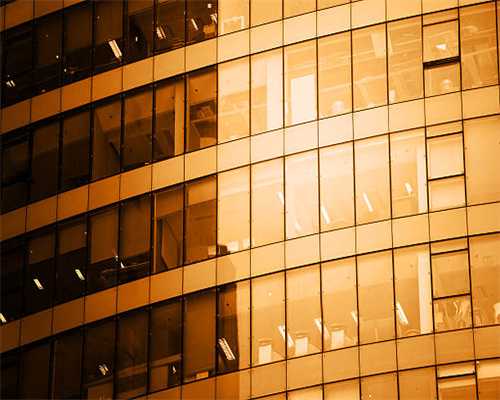 异性交往中，女人甘愿做这四件事，多半是动了真情