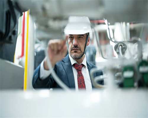 我们的人生已经接近完美，只差一个结局。