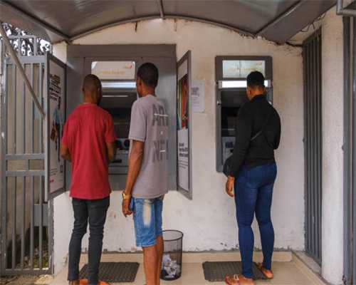 汽车｜豪车都闪开！穷人版跑车上路了